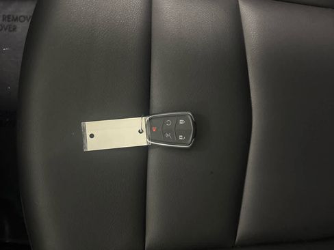 Used 2024 Cadillac XT6 Luxury image 48