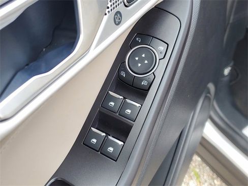 Used 2020 Ford Explorer Limited w/ Class III Trailer Tow Package image 21