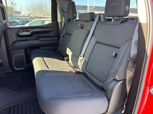 Used 2022 GMC Sierra 1500 Elevation image 18