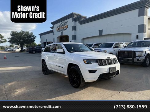 Used 2021 Jeep Grand Cherokee Laredo X RWD image 1
