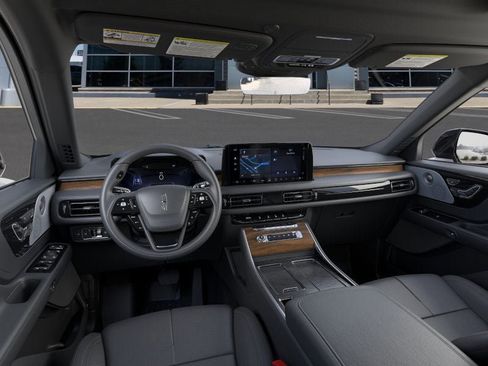 New 2025 Lincoln Aviator Reserve w/ Equipment Group 201A image 9