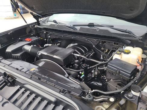 Used 2022 Chevrolet Silverado 2500 LTZ w/ LTZ Convenience Package image 30