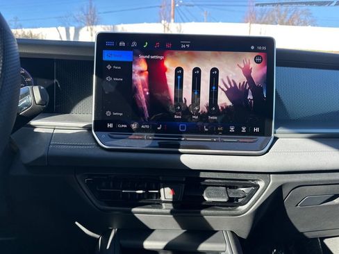 New 2026 Volkswagen Tiguan SE R-Line image 19