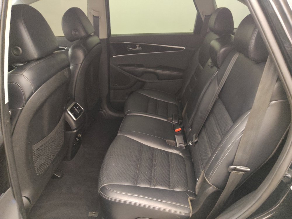 Used 2019 Kia Sorento EX w/ EX Touring Package FWD image 18