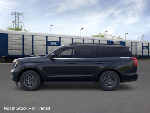 New 2026 Ford Expedition Active image 3