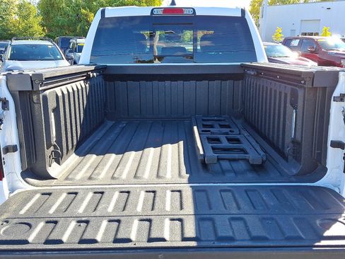 Used 2022 RAM 1500 Big Horn image 30