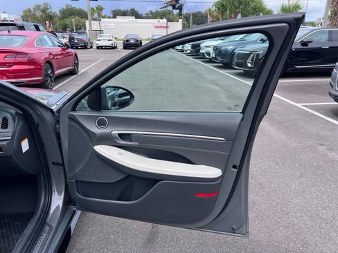 Used 2023 Hyundai Sonata Limited FWD image 56