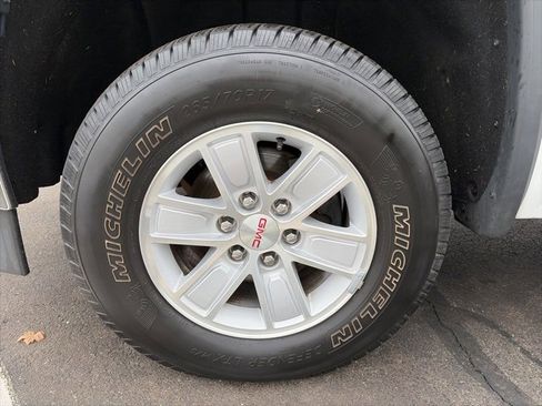 Used 2016 GMC Sierra 1500 SLE w/ SLE Value Package image 12