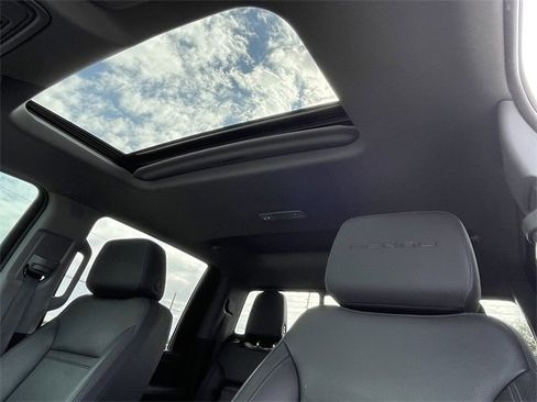 Used 2023 GMC Sierra 2500 Denali w/ Denali Ultimate Package image 21