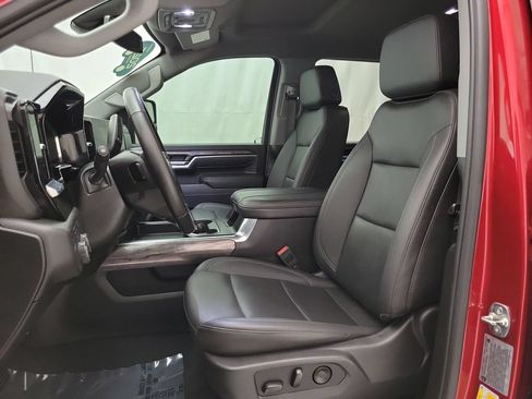 Certified 2025 Chevrolet Silverado 2500 LTZ w/ LTZ Convenience Package AWD/4WD image 9