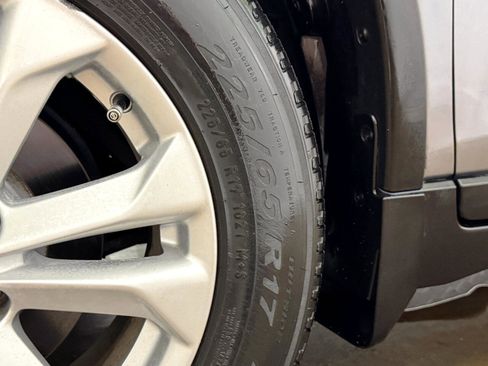 Used 2018 Nissan Rogue S w/ S Value Package image 38