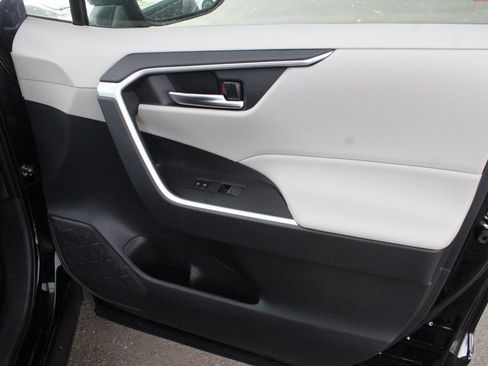 New 2025 Toyota RAV4 XLE Premium image 40