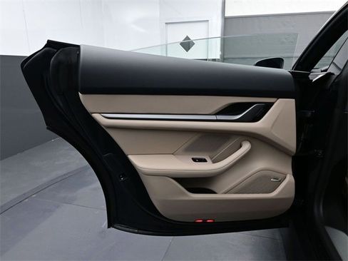 New 2026 Porsche Taycan image 13