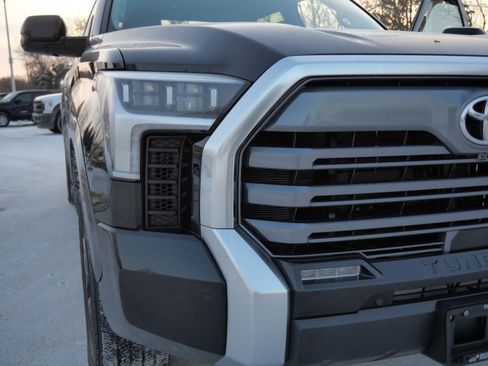 Used 2023 Toyota Tundra Limited image 17