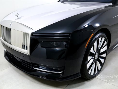 Used 2025 Rolls-Royce Spectre w/ Spectre Launch Package image 36