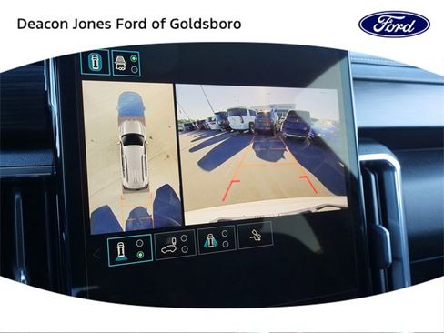 Used 2025 GMC Acadia Elevation image 28