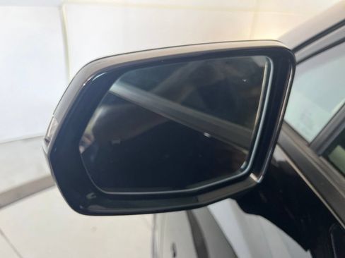 Used 2025 Chevrolet Blazer RS FWD image 40