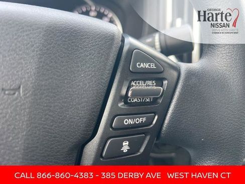 Certified 2025 Nissan Frontier SV image 29