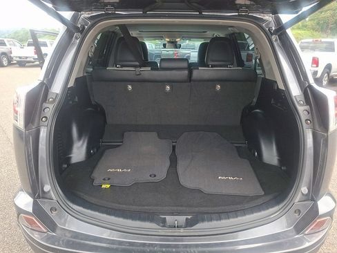Used 2017 Toyota RAV4 Limited AWD/4WD image 30
