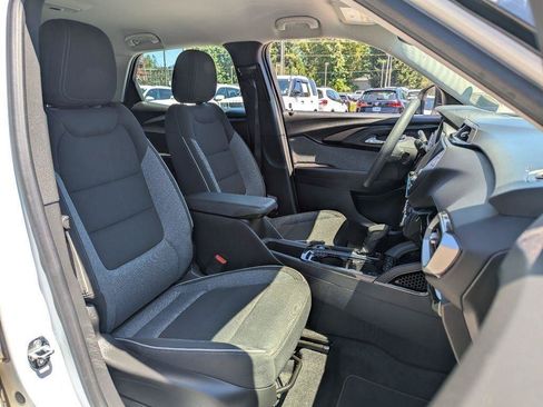 Used 2022 Chevrolet TrailBlazer LS w/ LPO, Blackout Package AWD/4WD image 29