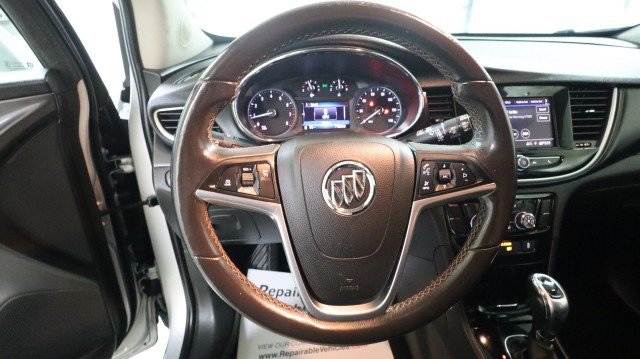 Used 2021 Buick Encore Preferred w/ Safety Package AWD/4WD image 17