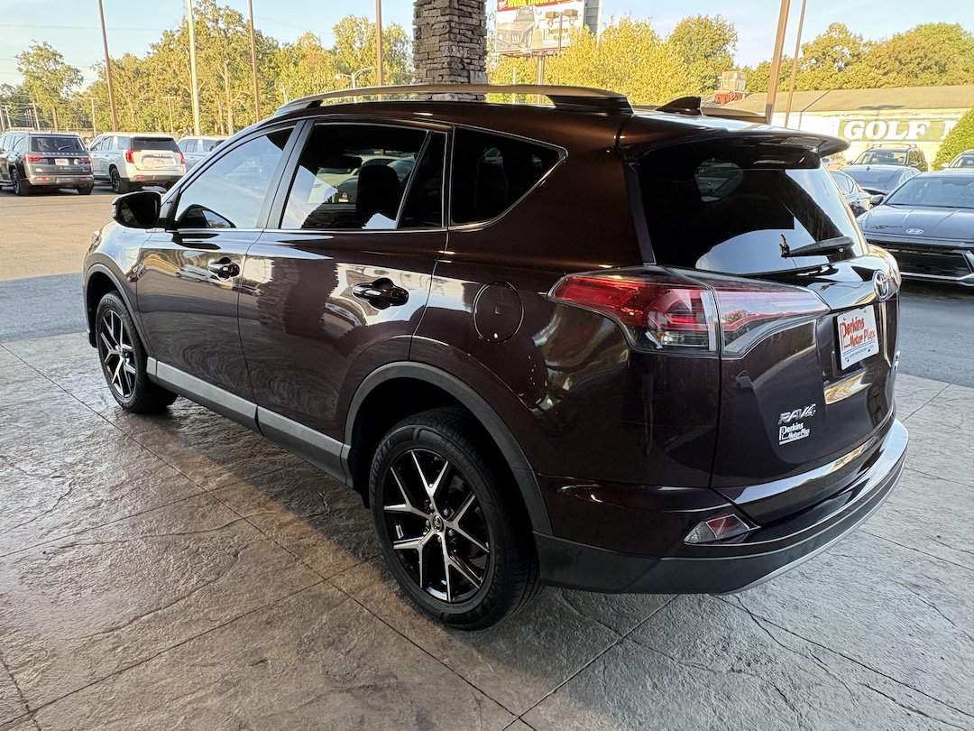 Used 2017 Toyota RAV4 SE w/ Power Extra Value Package AWD/4WD image 8