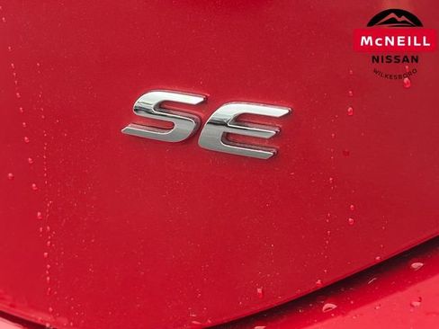 Used 2017 Toyota Corolla SE w/ Carpet Mat Package (TMS) FWD image 34