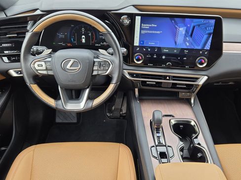 Certified 2025 Lexus RX 350 Premium w/ Accessory Package (Z1) FWD image 17
