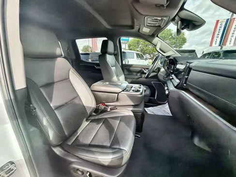 Used 2025 GMC Sierra 1500 SLT AWD/4WD image 27