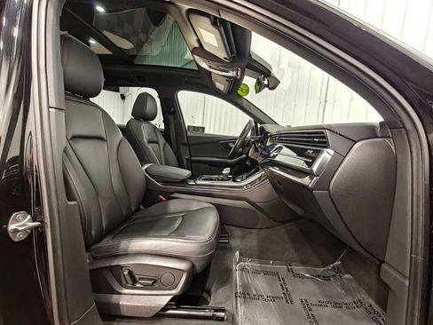 Used 2025 Audi Q7 3.0T Premium Plus AWD/4WD image 27