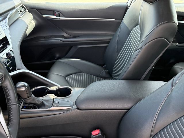 Used 2023 Toyota Camry SE FWD image 14
