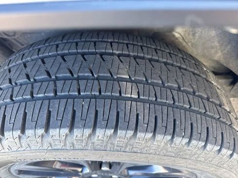 Used 2021 Jeep Wrangler Unlimited Sahara image 4