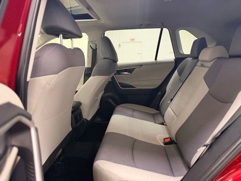 Used 2020 Toyota RAV4 XLE w/ Convenience Package AWD/4WD image 22