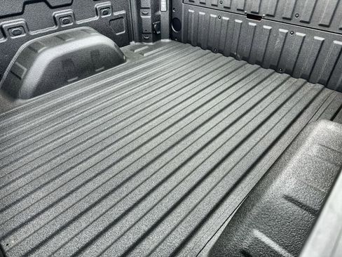 New 2026 GMC Sierra 1500 AT4X AWD/4WD image 18