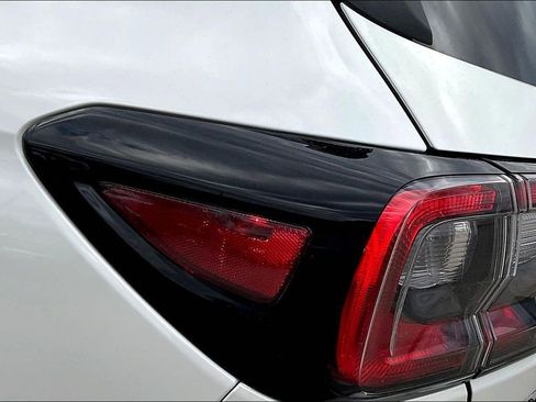 Used 2025 Subaru Outback Onyx Edition XT image 32