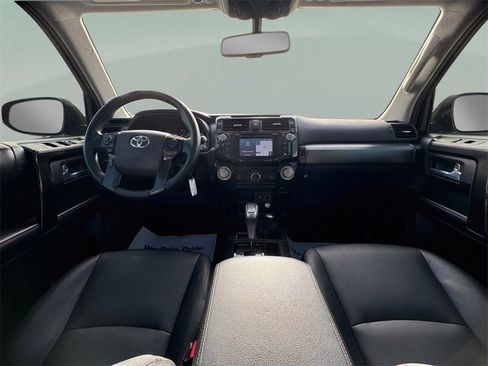 Used 2018 Toyota 4Runner TRD Off-Road Premium image 15