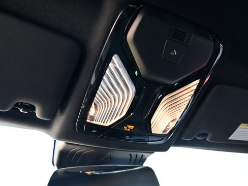 Used 2025 BMW M4 xDrive Competition w/ Carbon Package image 33