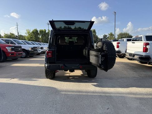 Used 2021 Jeep Wrangler Unlimited Rubicon AWD/4WD image 38