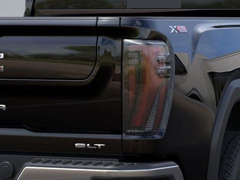 New 2025 GMC Sierra 2500 SLT w/ SLT Premium Package image 11