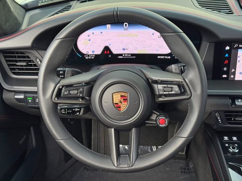 Used 2025 Porsche 911 GTS image 19