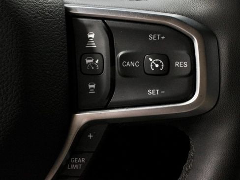 Used 2025 RAM 1500 Big Horn AWD/4WD image 29