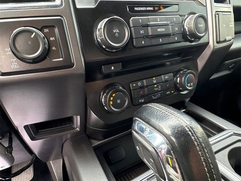 Used 2015 Ford F150 XLT w/ Equipment Group 302A Luxury image 25