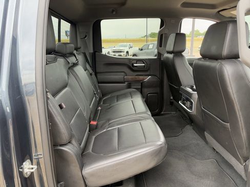 Used 2023 Chevrolet Silverado 1500 LT AWD/4WD image 27