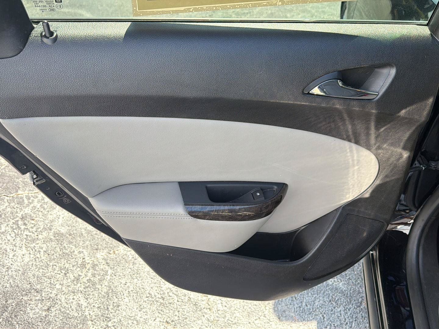 Used 2016 Buick Verano FWD image 17
