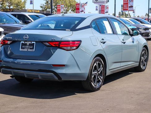 Used 2024 Nissan Sentra SV FWD image 4