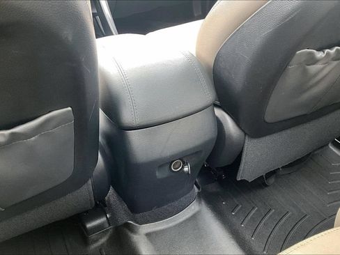 Used 2017 Hyundai Santa Fe Sport AWD/4WD image 34