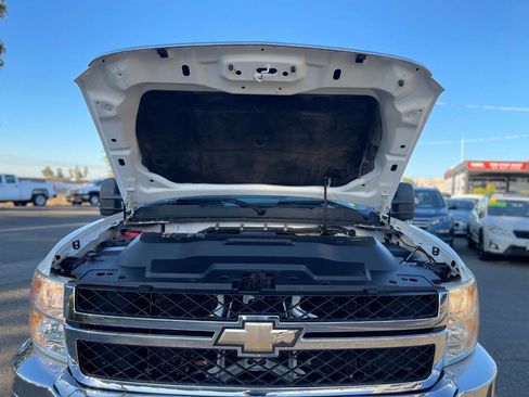 Used 2011 Chevrolet Silverado 2500 W/T image 29