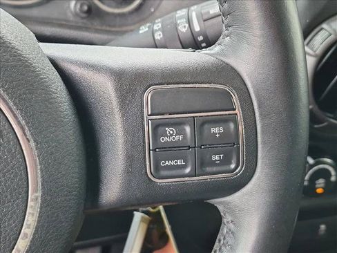 Used 2018 Jeep Wrangler Unlimited Sport AWD/4WD image 12