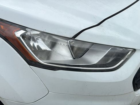 Used 2019 Ford Transit Connect XLT FWD image 9