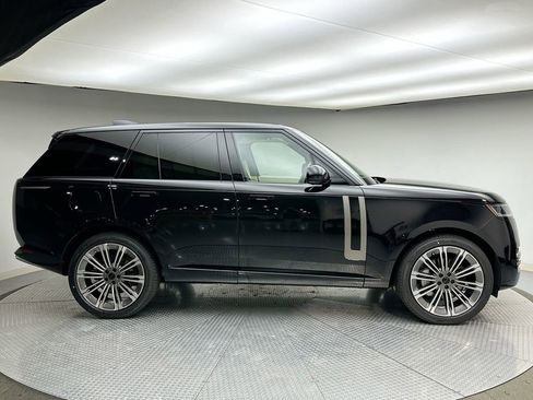 New 2026 Land Rover Range Rover SE image 4